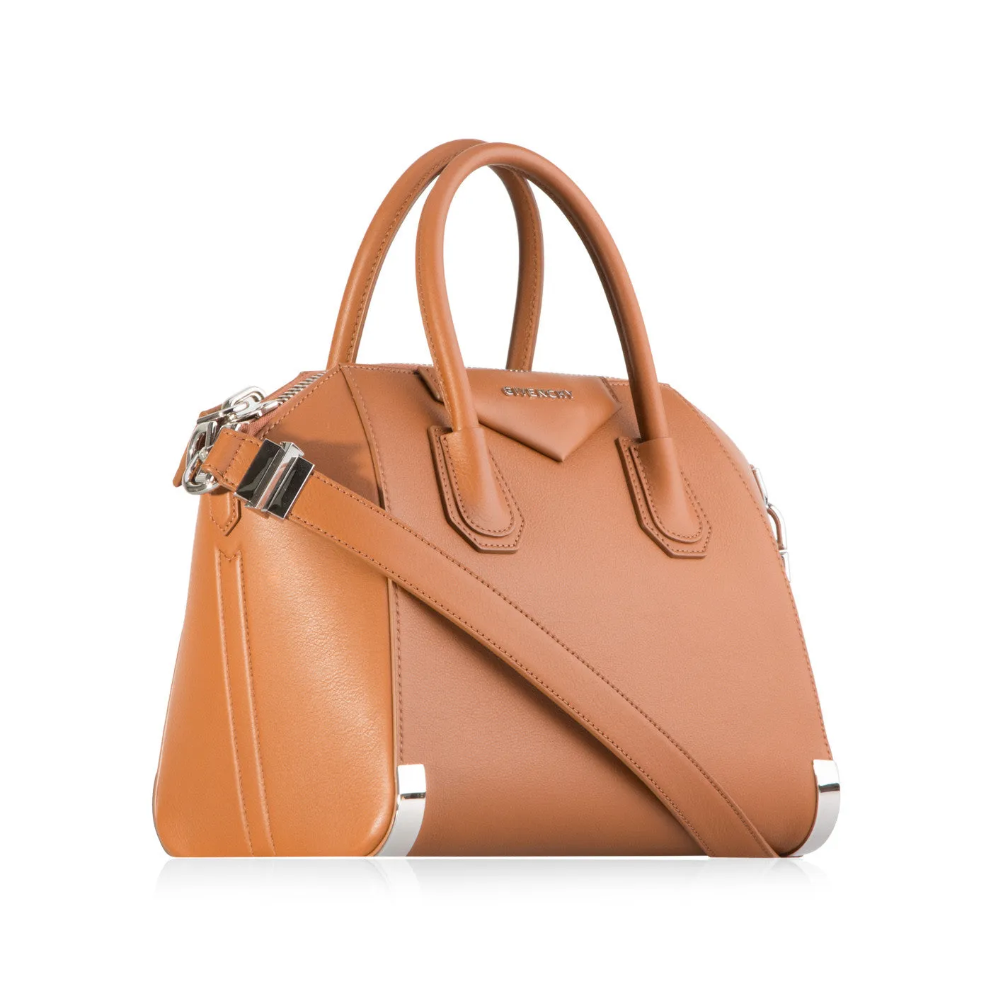 Certainly! Heres an optimized title for the e-commerce product:

Stylish Antigona Medium Leather Designer Handbag