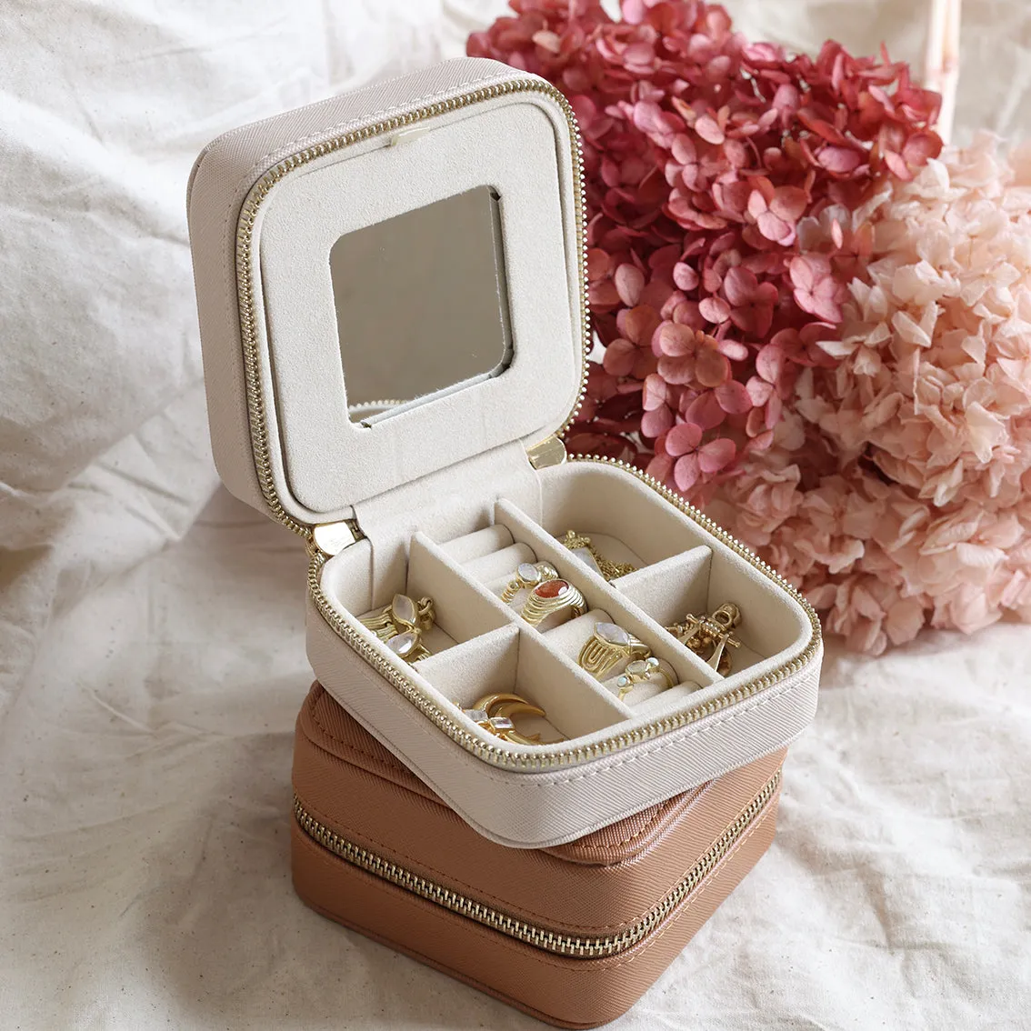 Blush Jewellery Case