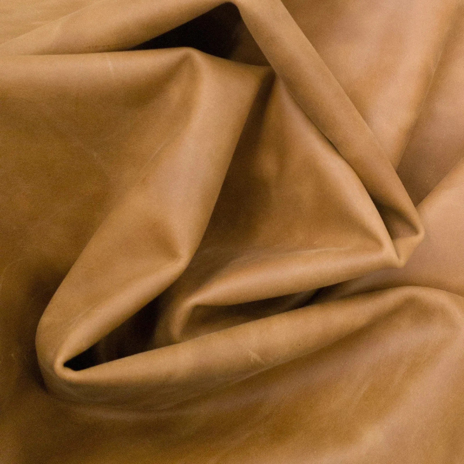 Bombardier (Camel), SB Foot, Non-stock, 2.5-3.5 oz, Oil Tanned Hides