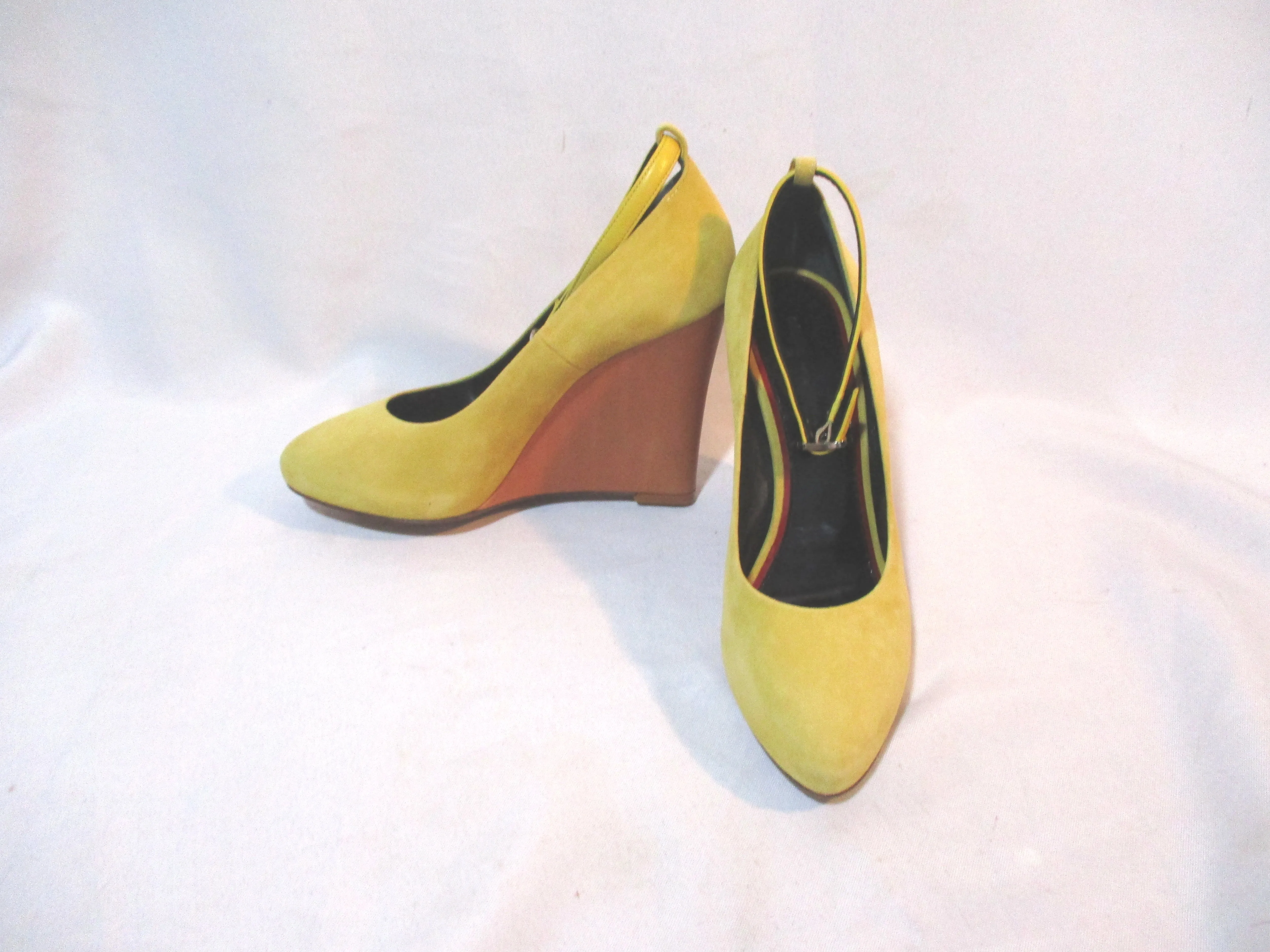 CELINE PARIS YELLOW WEDGE PUMP Shoe 37 Suede CAMEL Leather Italy Womens