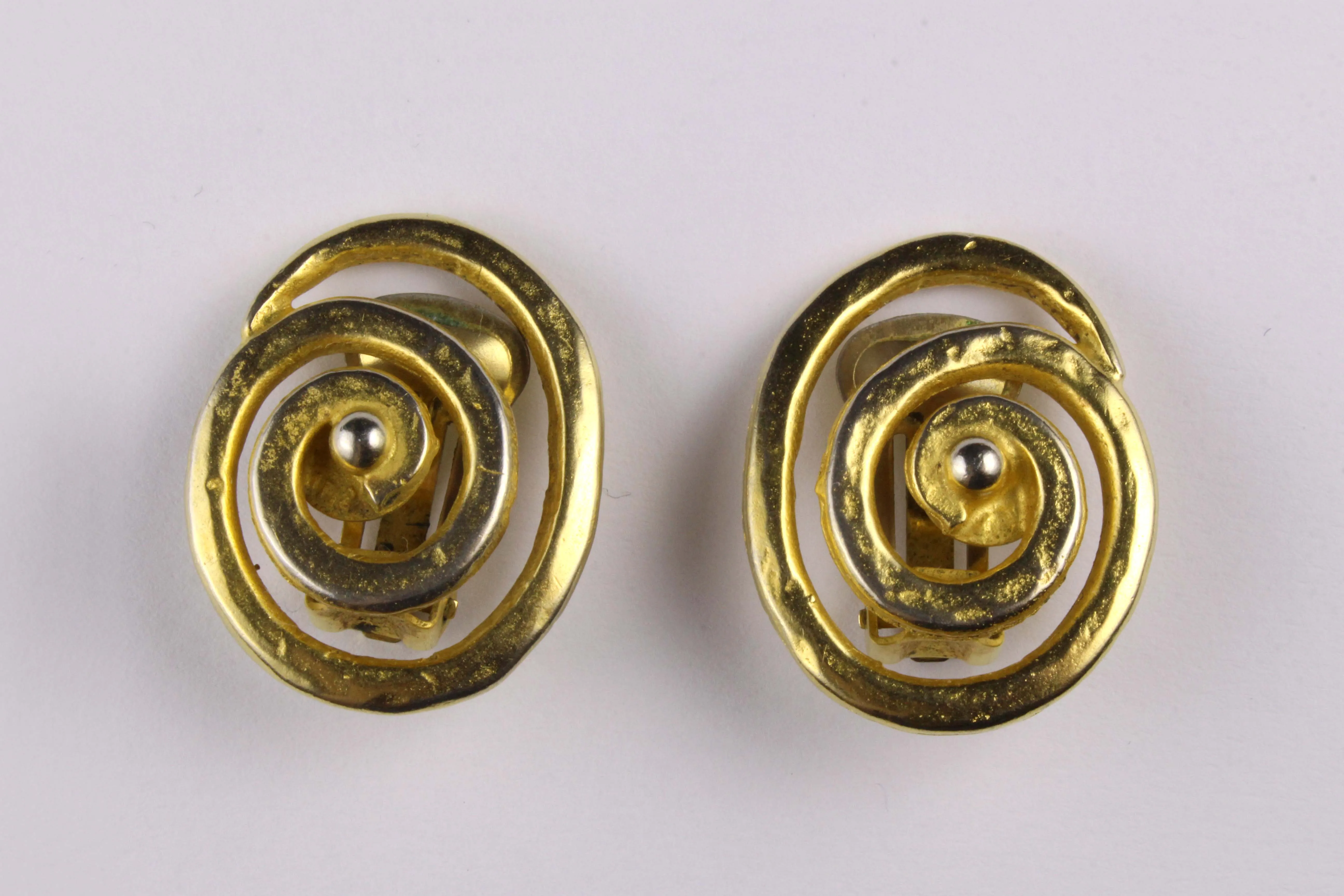 CELINE Spiral Earrings