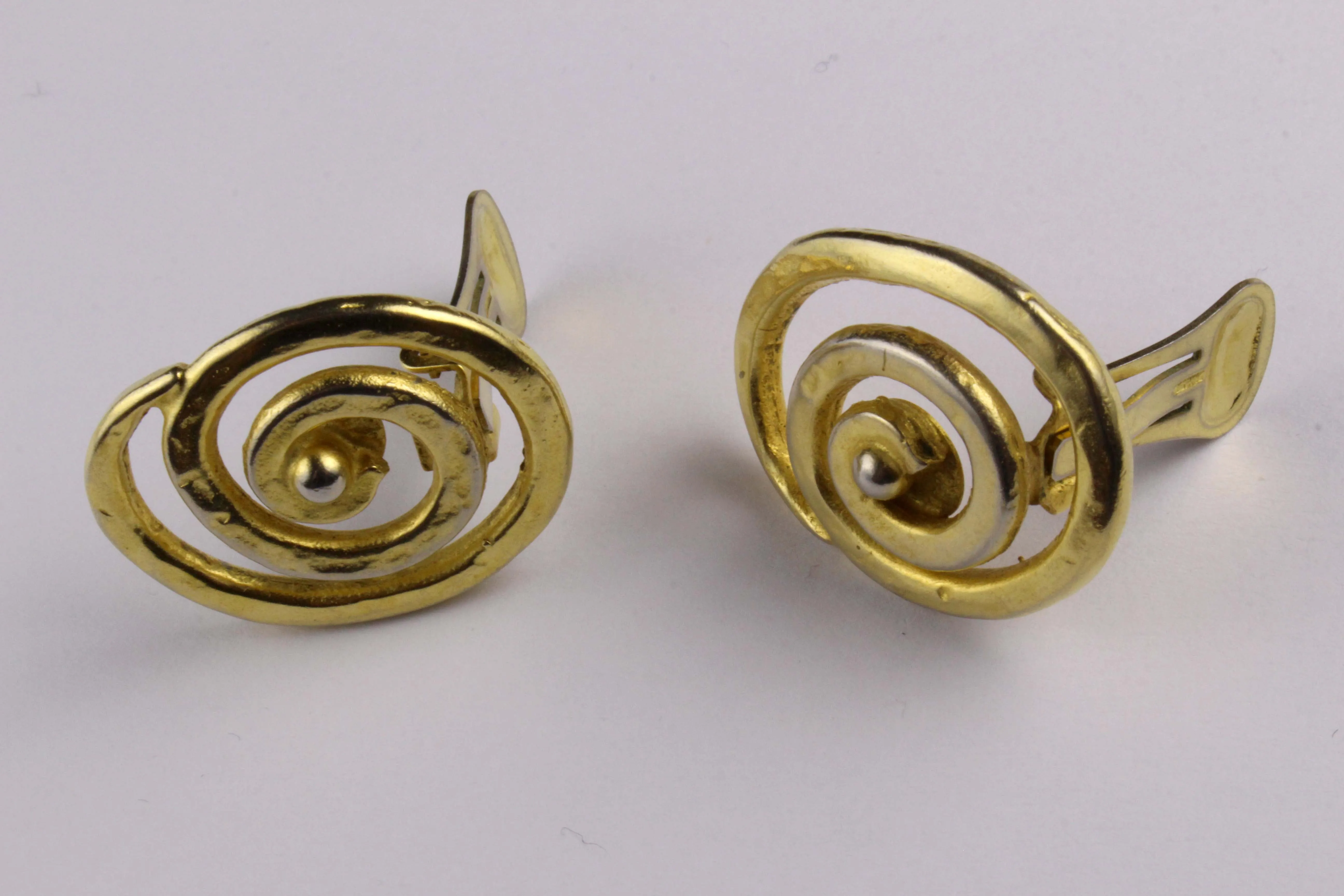 CELINE Spiral Earrings