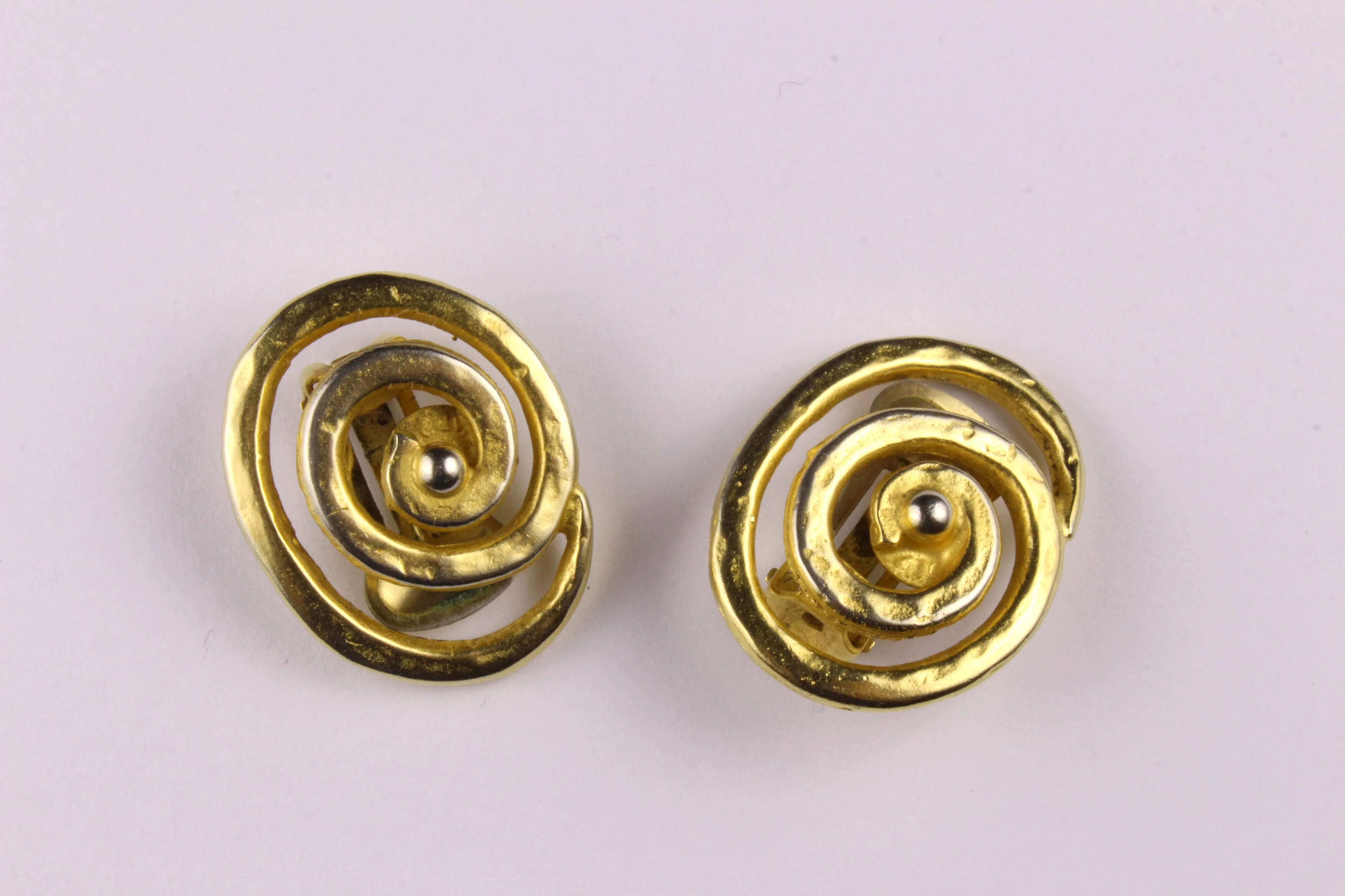 CELINE Spiral Earrings