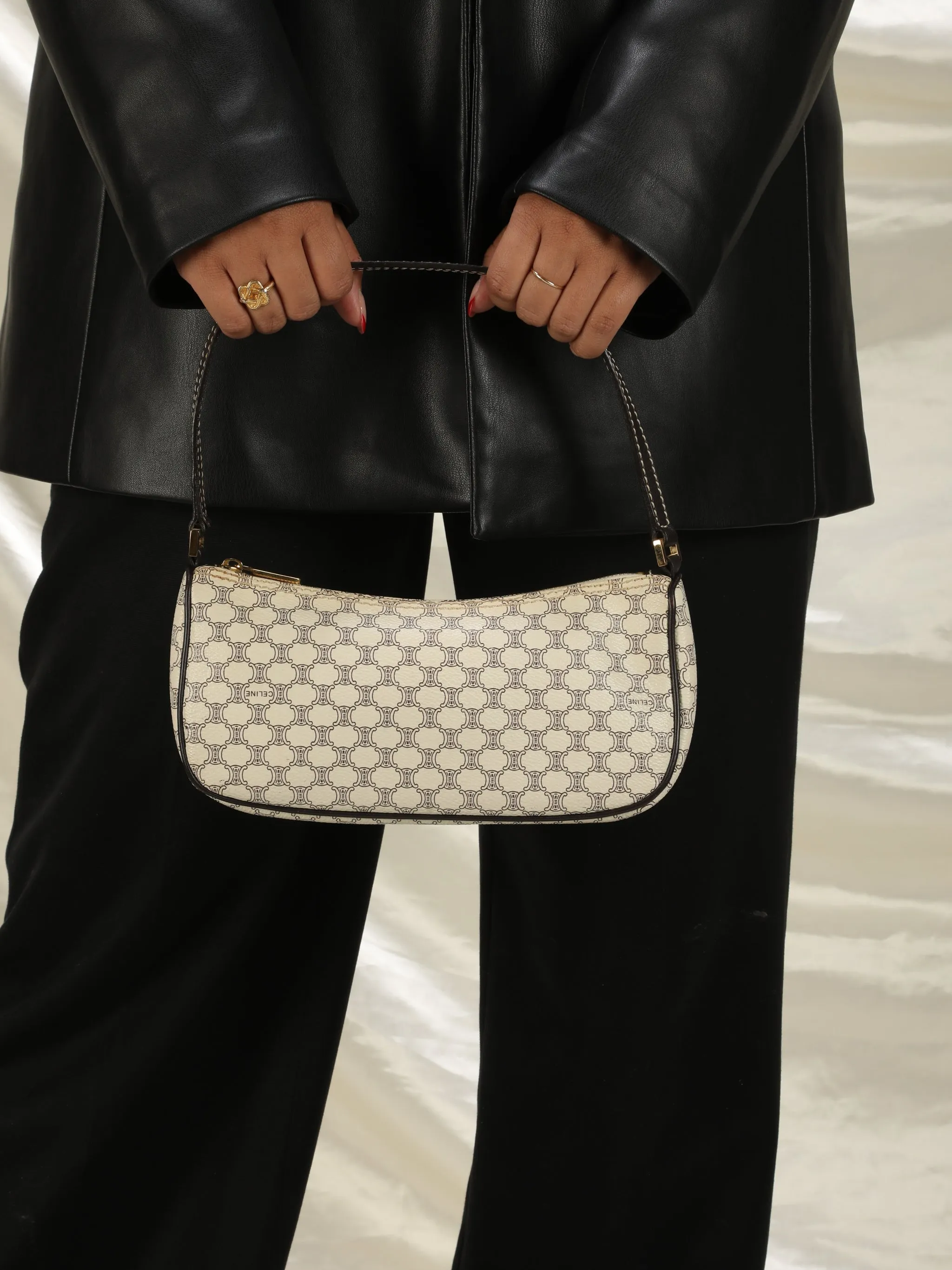 Celine Triomphe Pochette