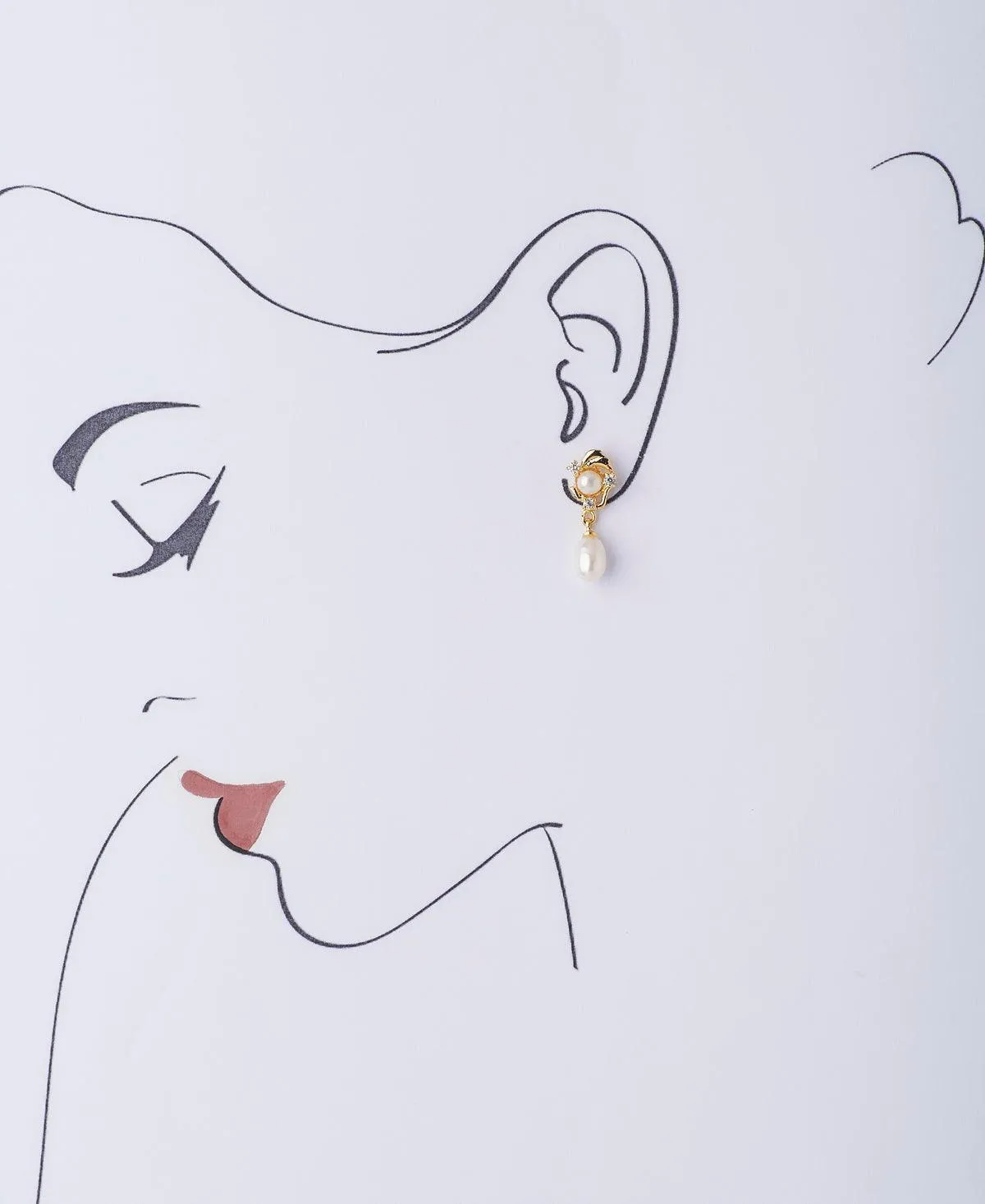 Classic Pearl Hanging Earring