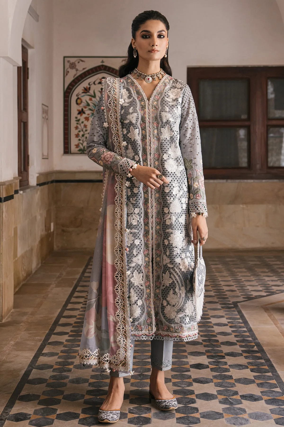 Embroidered Luxury Lawn SL24-D3