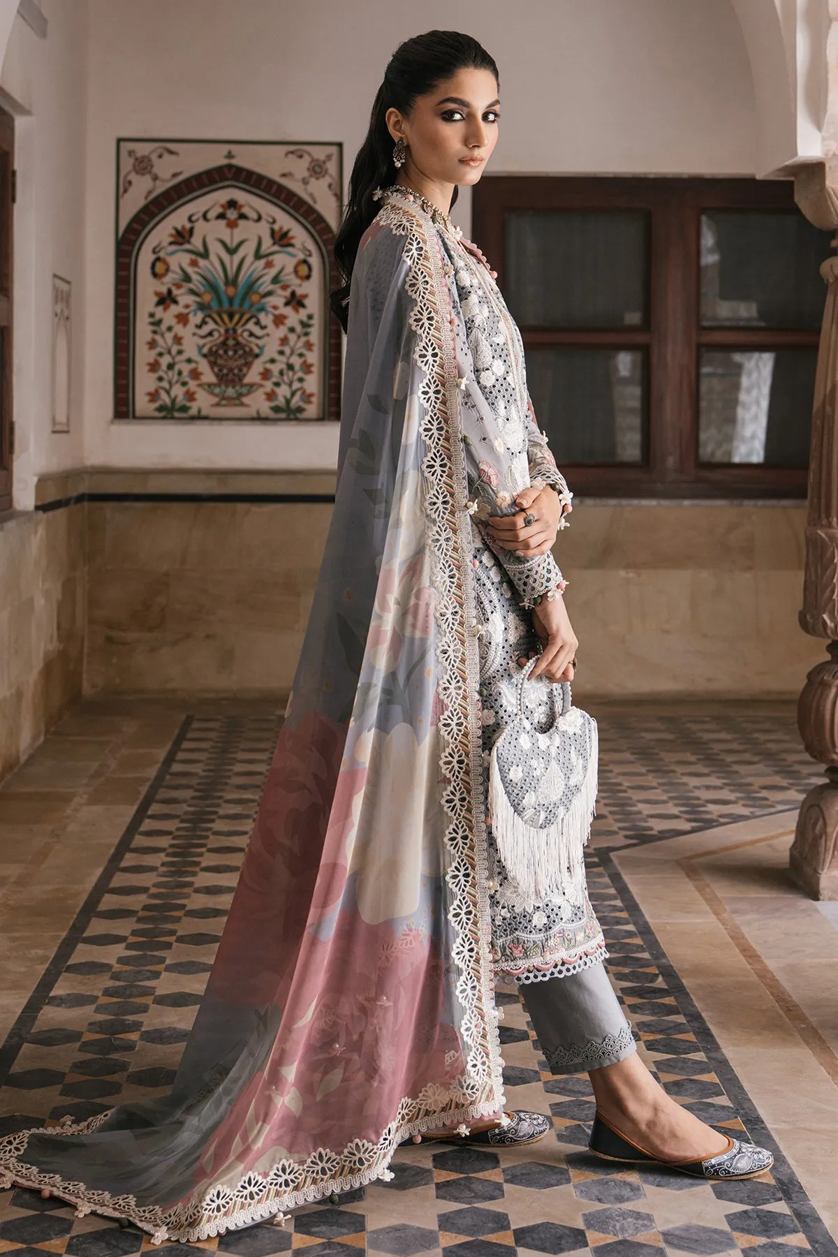 Embroidered Luxury Lawn SL24-D3