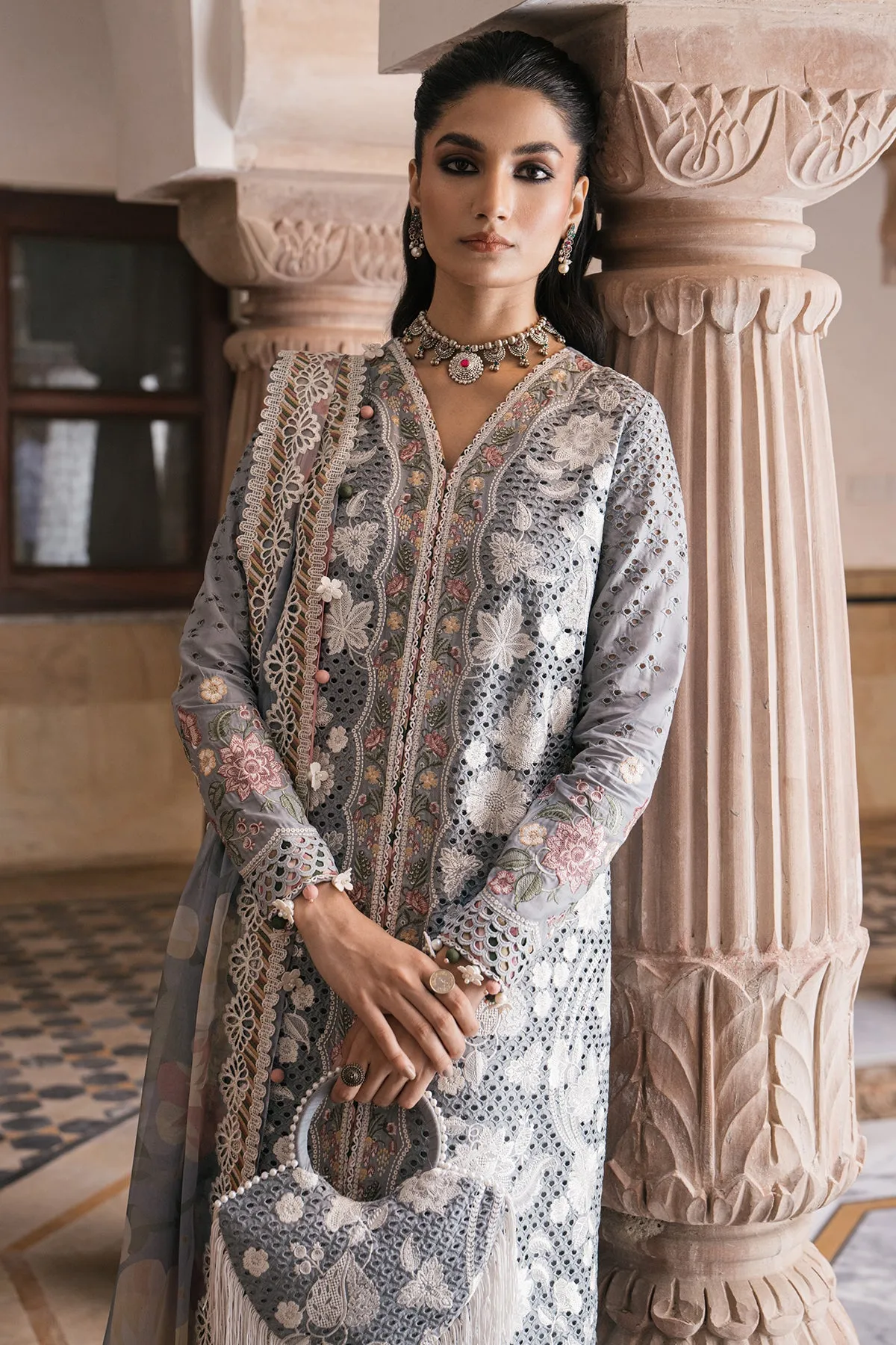 Embroidered Luxury Lawn SL24-D3