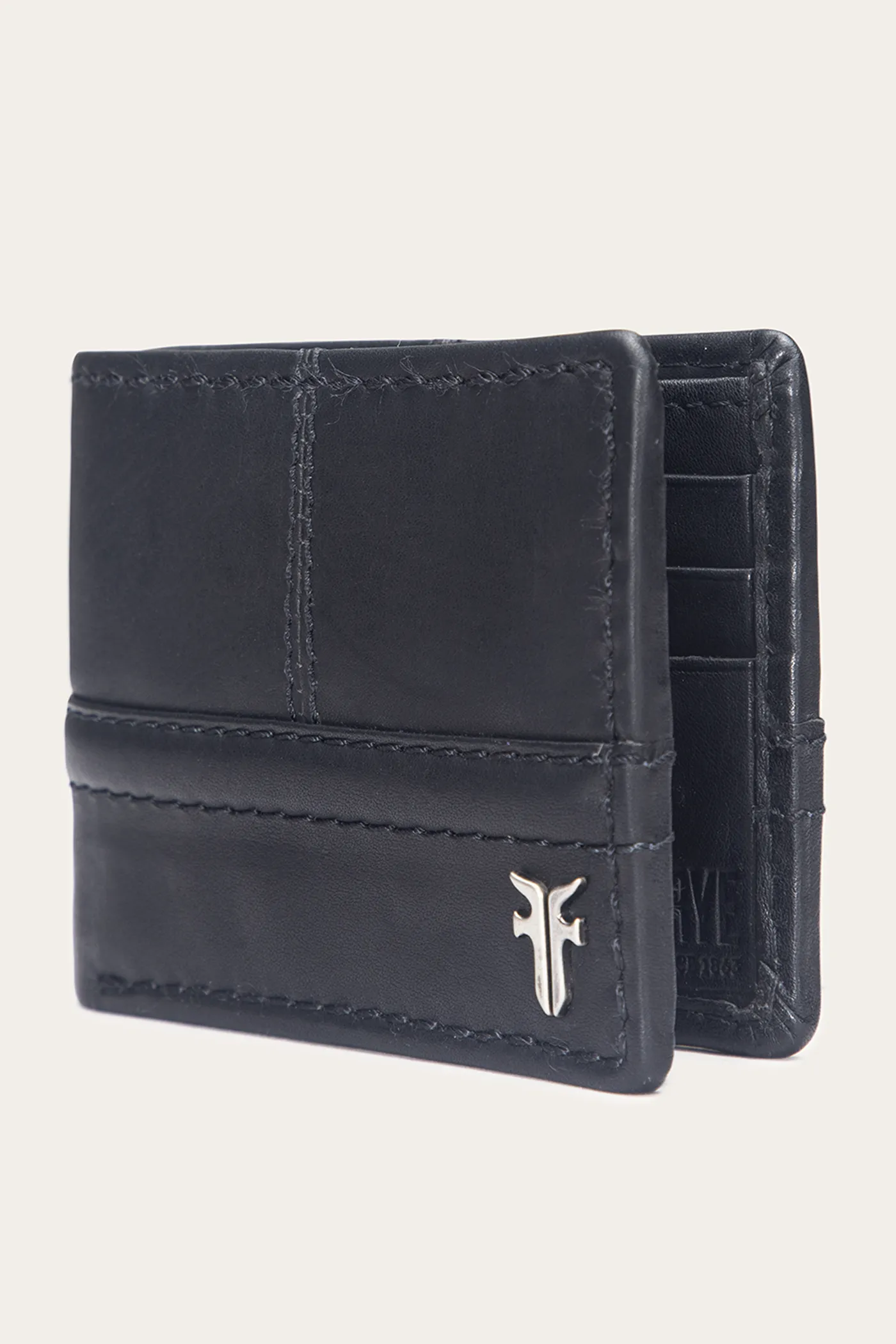 Nash Bifold W/ Foldout Cc