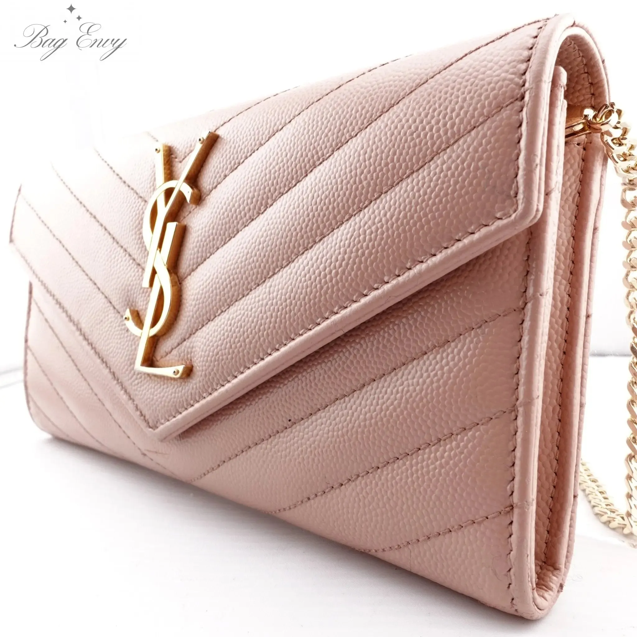 SAINT LAURENT Grain de Poudre Chevron YSL Cassandra Clutch on Chain