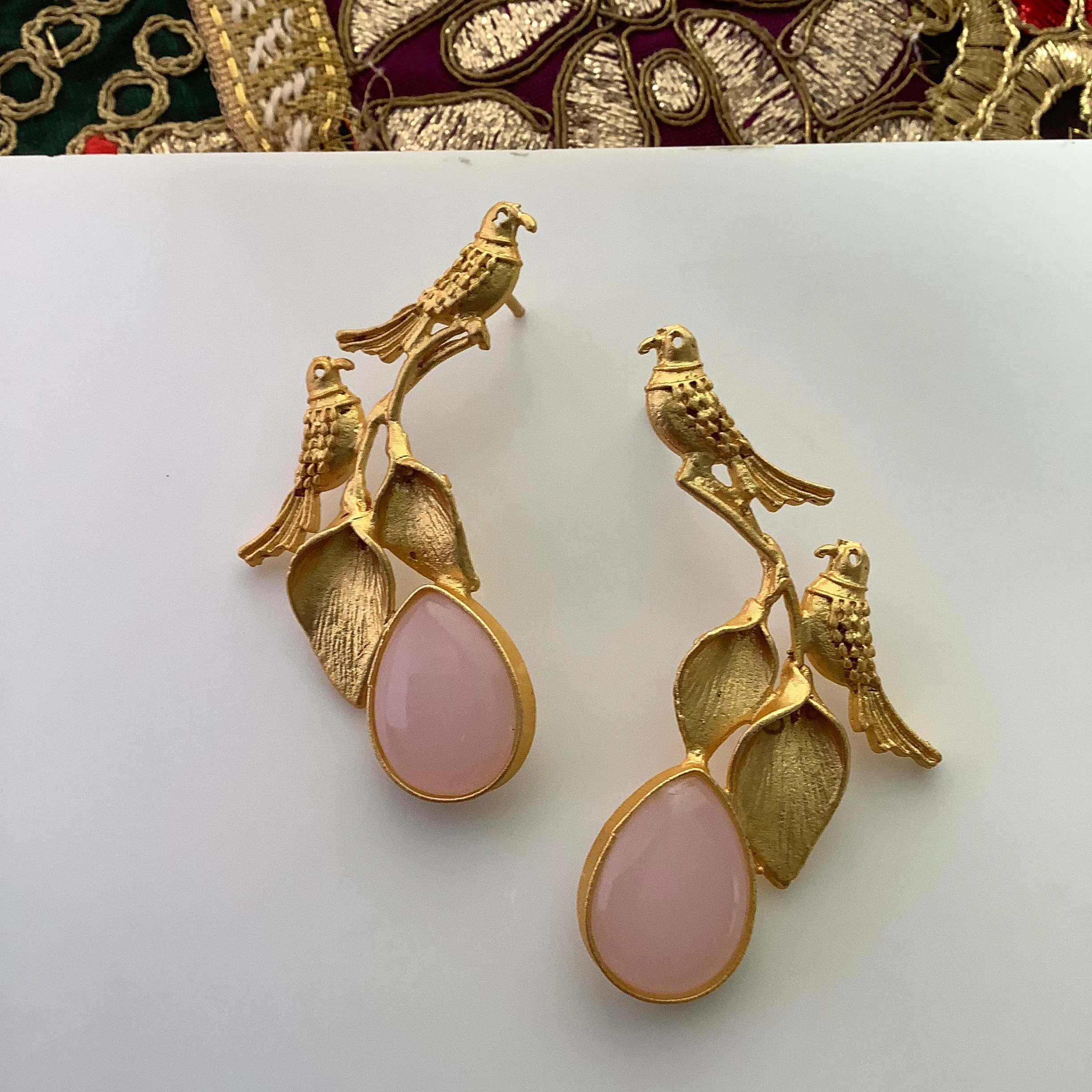 Salvanity Golden Brass Twin Bird Stone Earrings (Monalisa Pink)