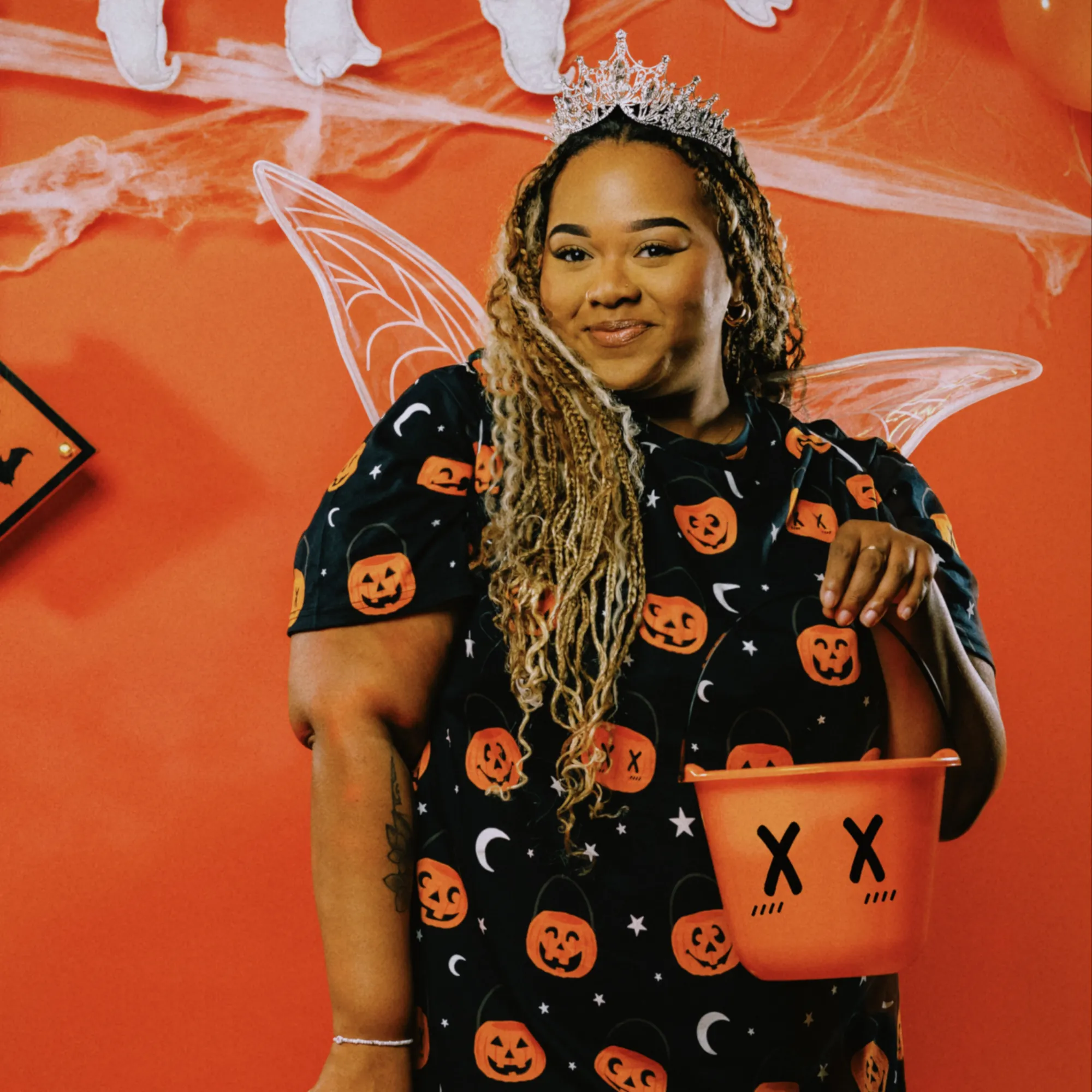 Scareworthy Pumpkin Bucket T-Shirt Dress