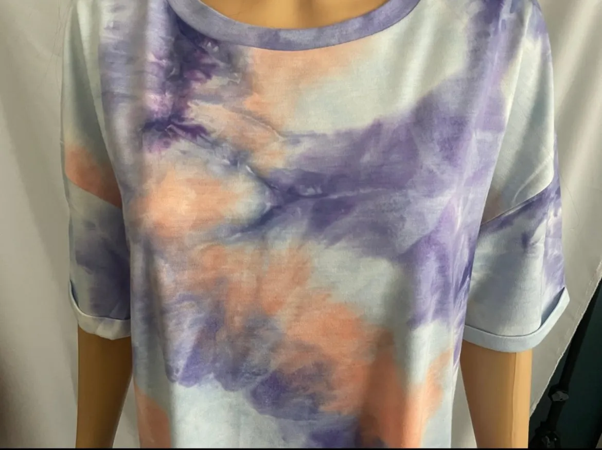 - Tie Dye Crew Neck T-Shirt Dress